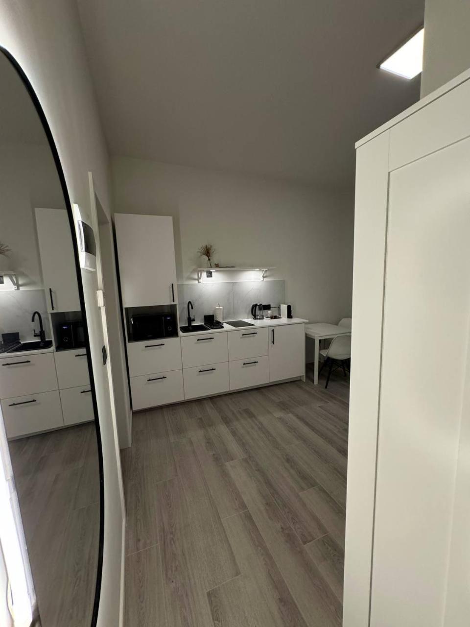 Studio A Ixelles - Viaduc ブリュッセル エクステリア 写真